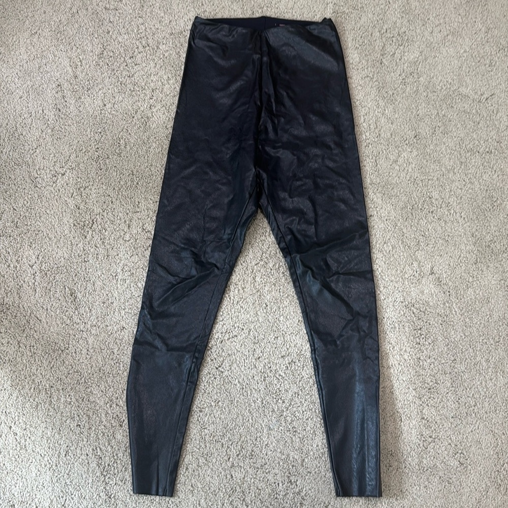 Commando perfect control faux leather leggings in black size small